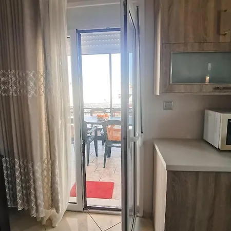 Apartment Summer Blossom Chalkida